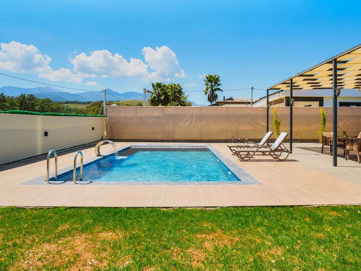 Özel Havuzlu Villa 4
